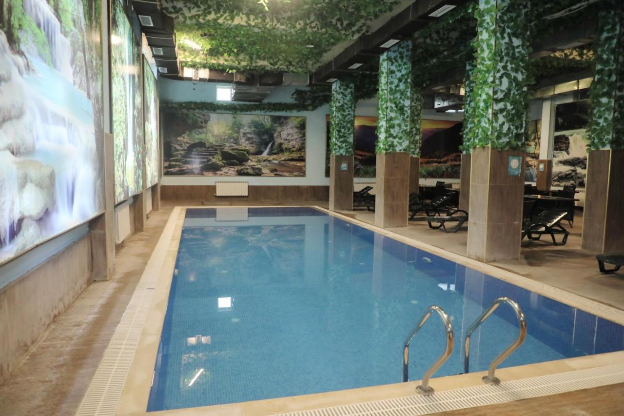 Hotel Shahdag Quba & Truskavets Esterno foto