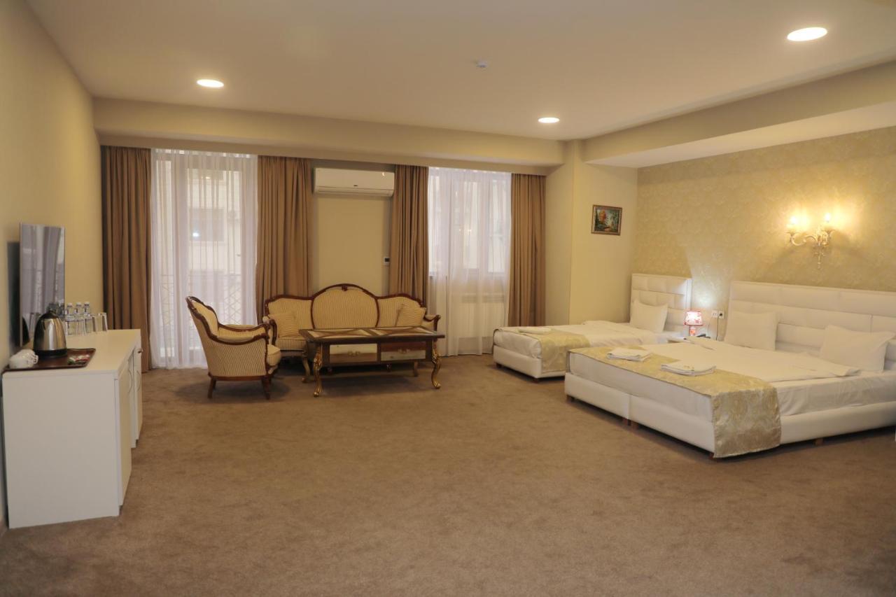 Hotel Shahdag Quba & Truskavets Esterno foto